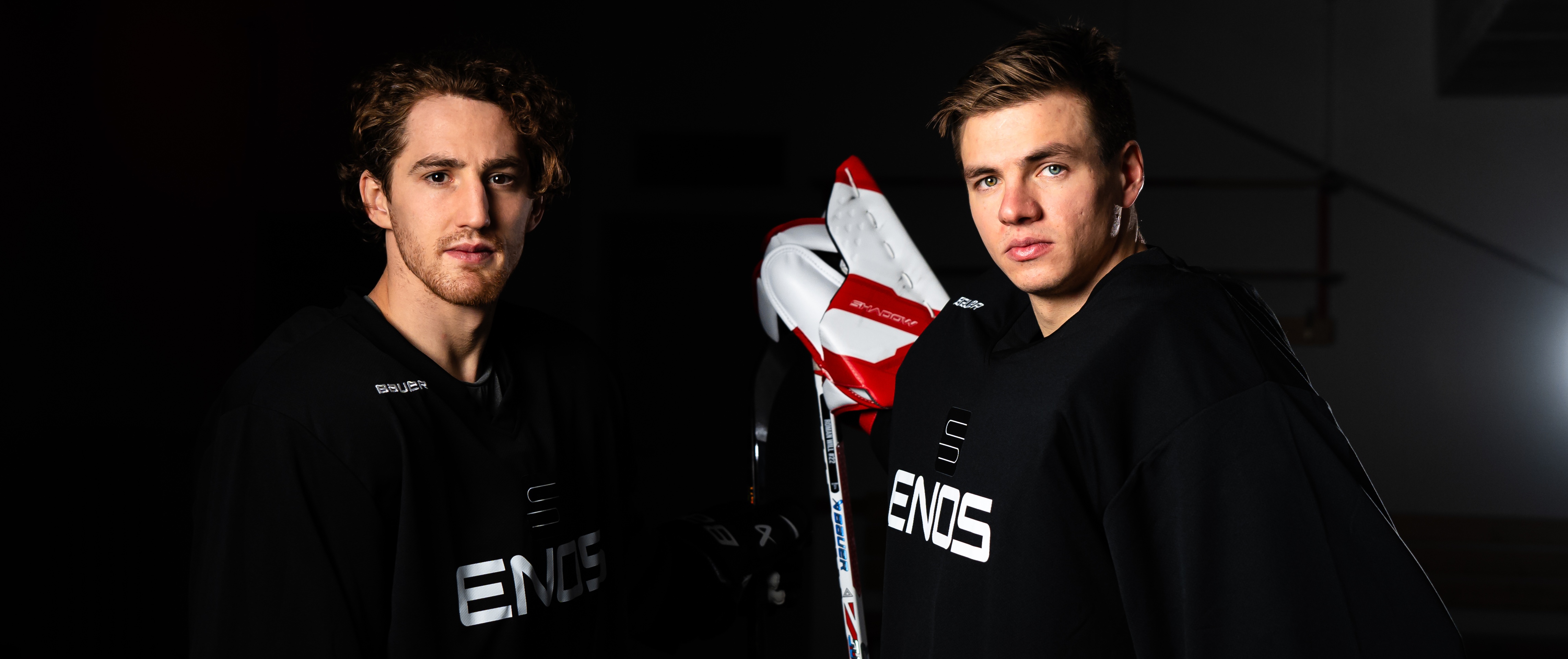 Spoluzakladatelé ENOS - Lukáš Sedlák (vlevo) a Roman Will (vpravo) - oba profesionální sportovci se zkušenostmi z NHL.